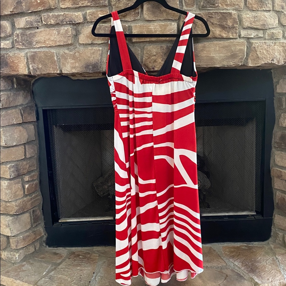 NWT Jessica Taylor Red and White Dress with black & silver embellishment. Small - Picture 6 of 11